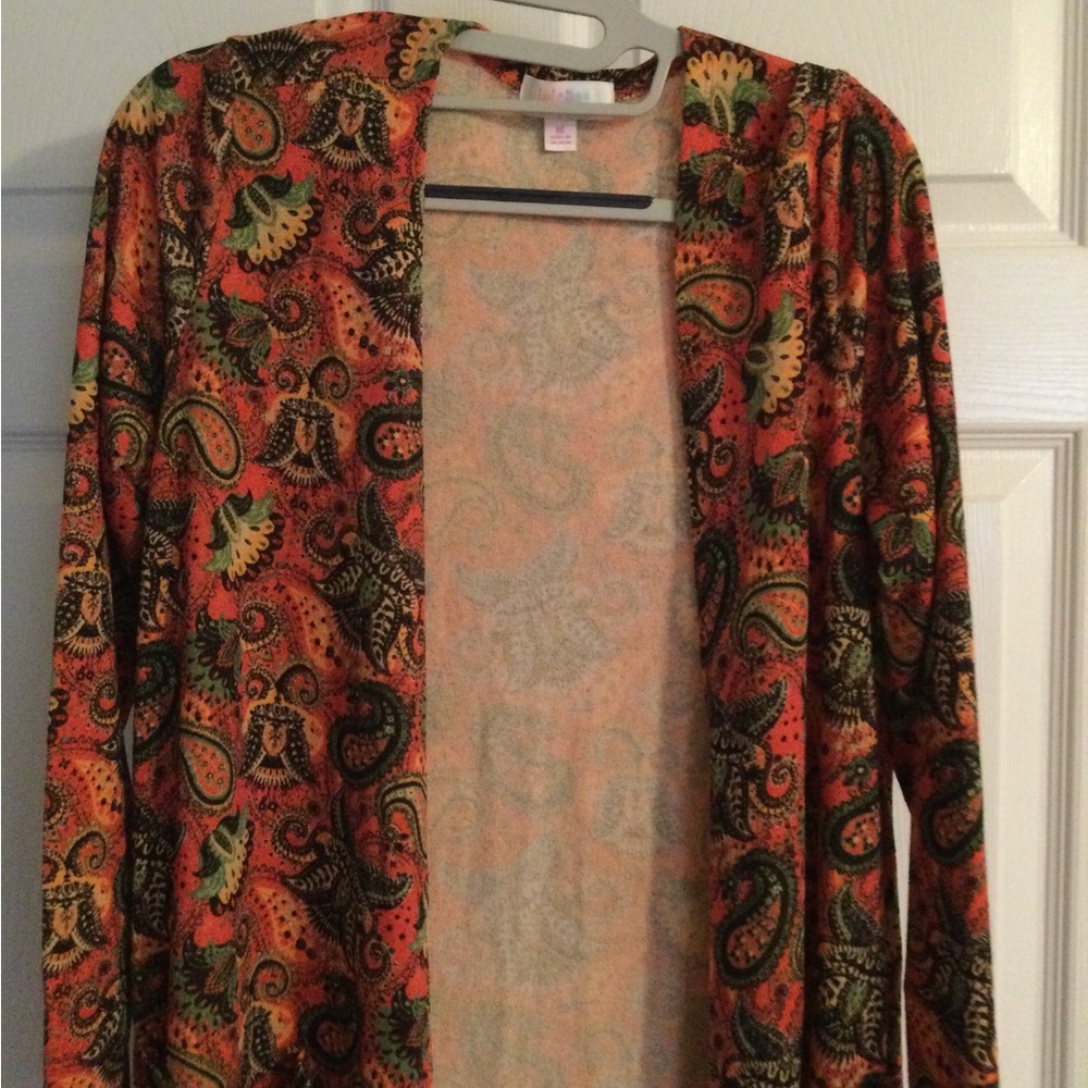 Like New Lularoe Sarah Sweater. Size Medium, paisley pattern